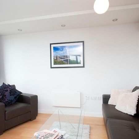 Cleyro Serviced Apartments - Finzels Reach Бристоль Екстер'єр фото